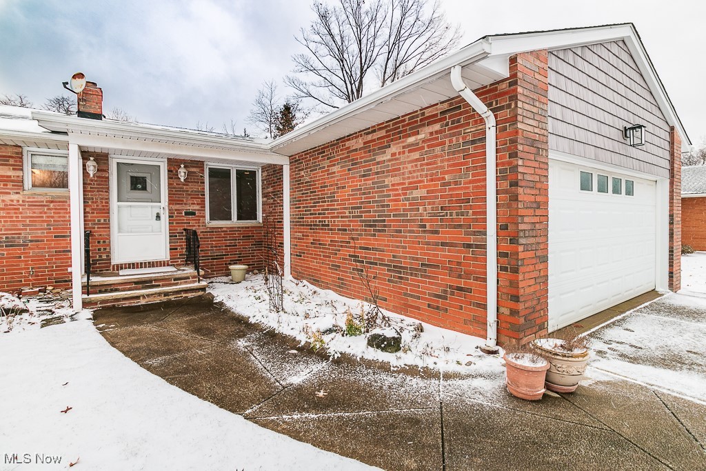 6783 Larchmont Drive Mayfield Heights OH 44124