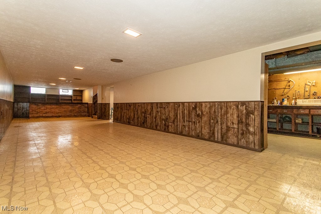 6783 Larchmont Drive Mayfield Heights OH 44124