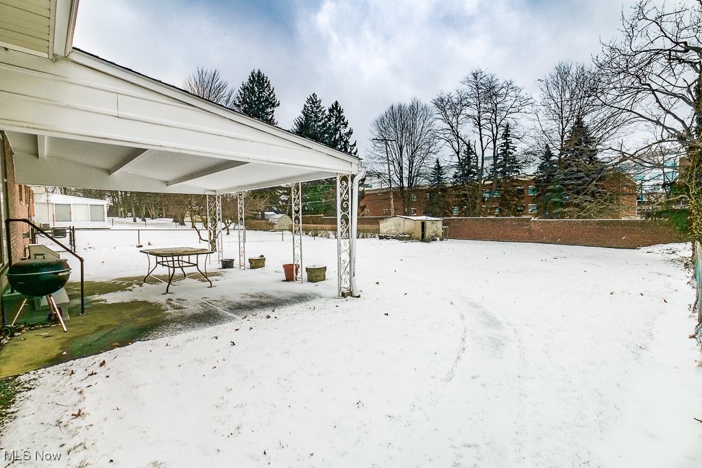 6783 Larchmont Drive Mayfield Heights OH 44124