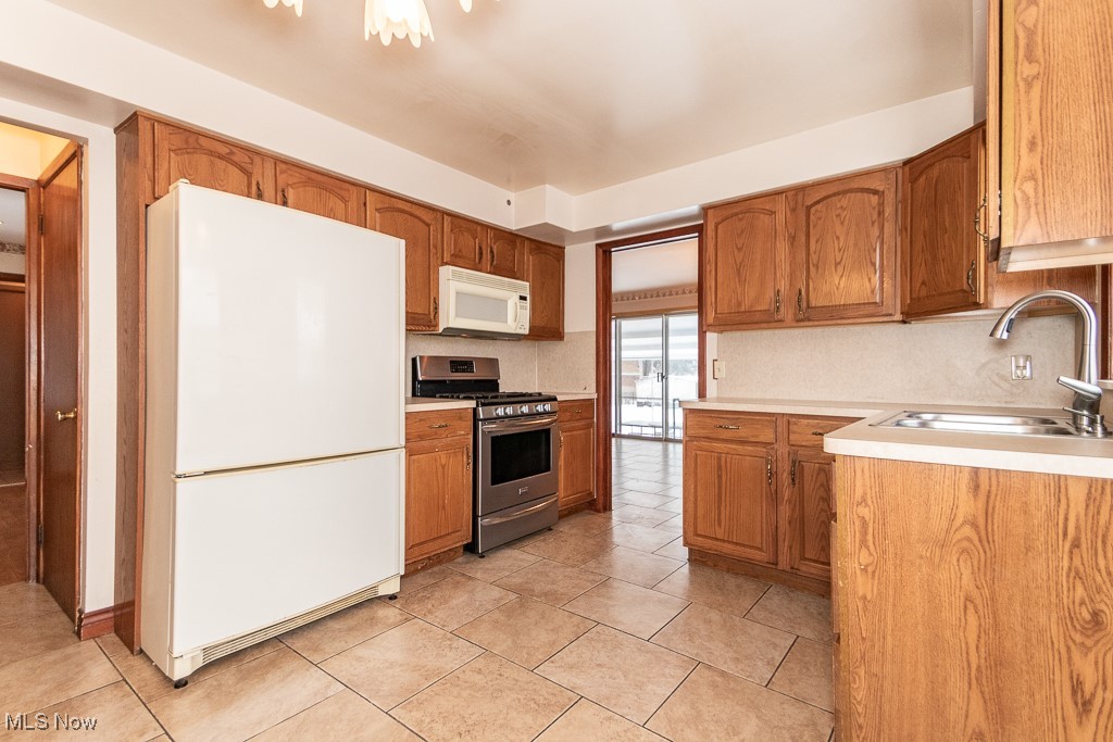 6783 Larchmont Drive Mayfield Heights OH 44124