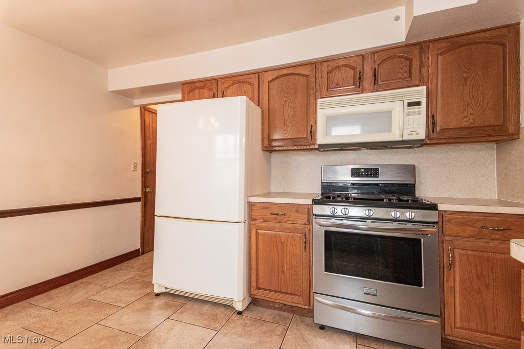 6783 Larchmont Drive Mayfield Heights OH 44124