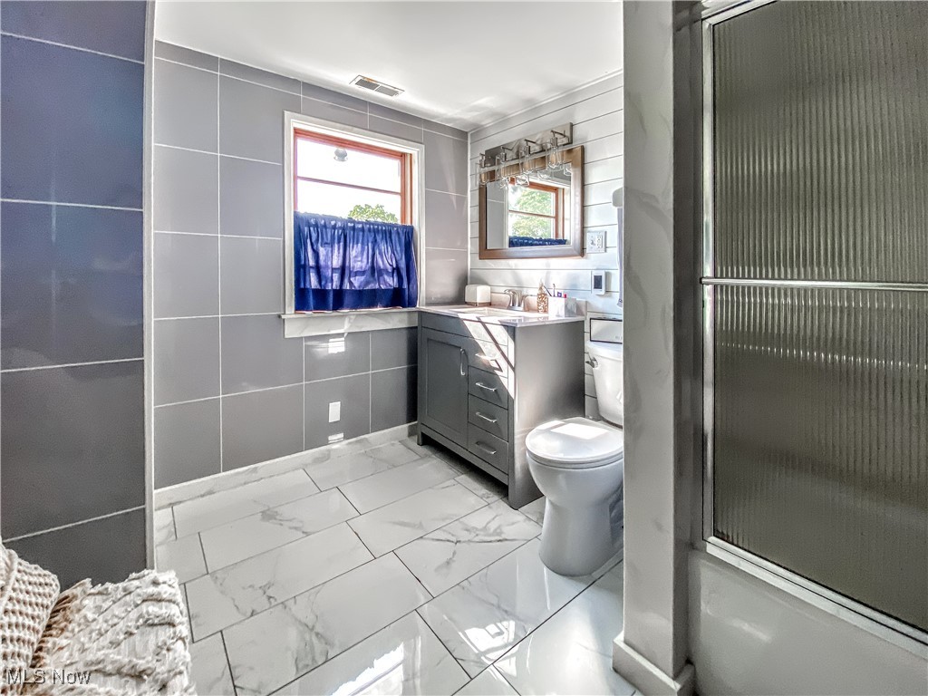 10084 Cadiz Road Cambridge OH 43725