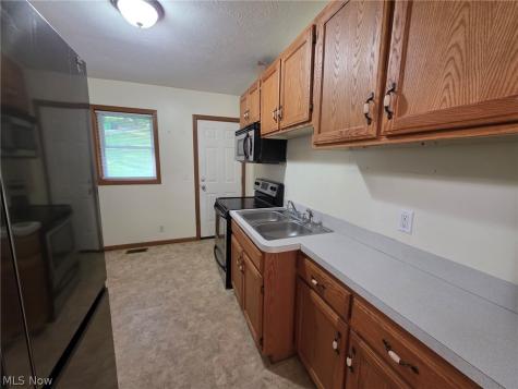 95 Erie Street Rittman OH 44270