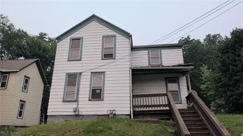 581 Allyn Street Akron OH 44311