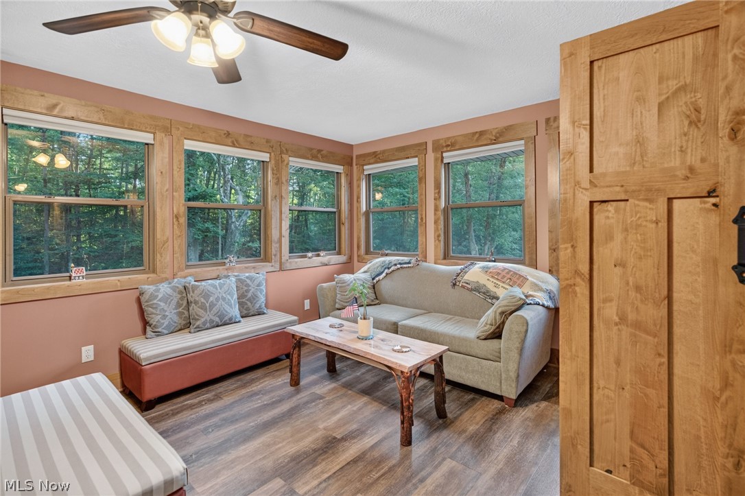 6153 Nichols Lane SW Bowerston OH 44695
