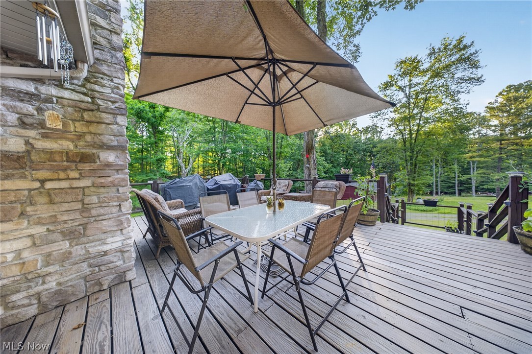 6153 Nichols Lane SW Bowerston OH 44695