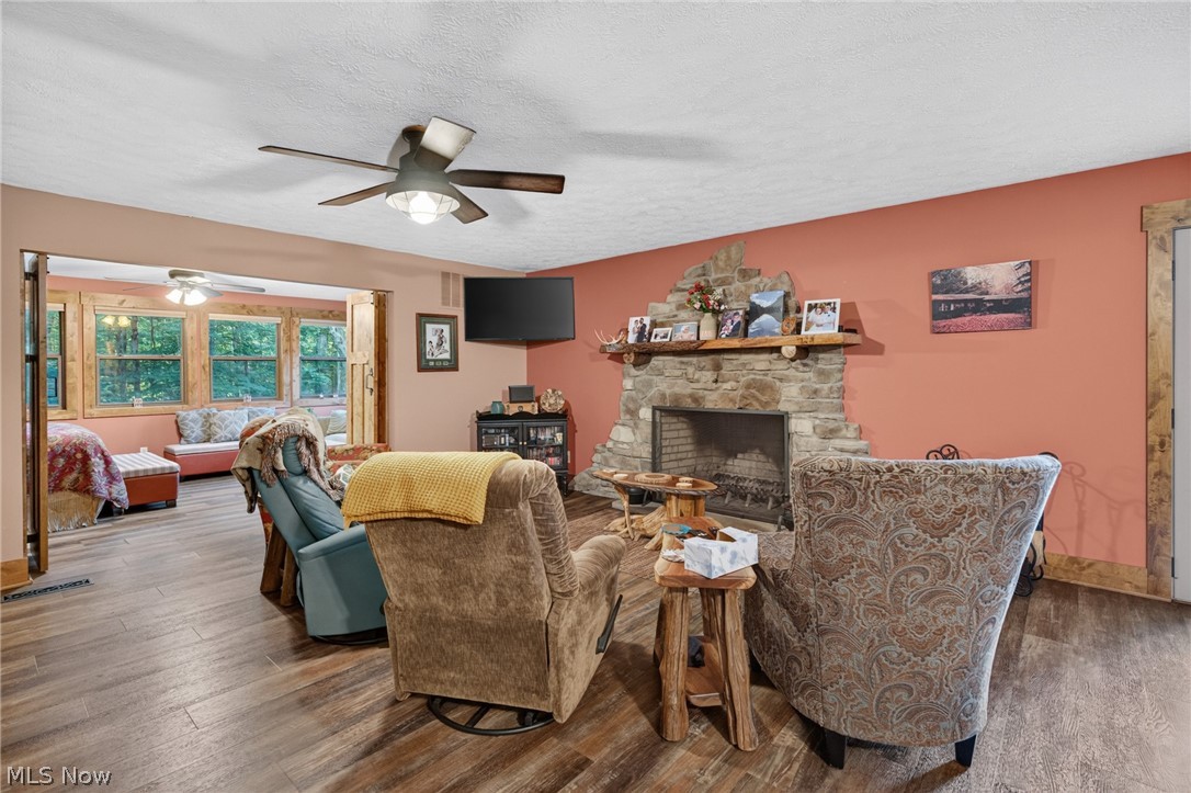 6153 Nichols Lane SW Bowerston OH 44695