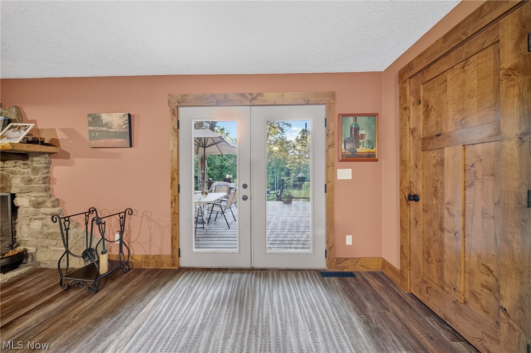 6153 Nichols Lane SW Bowerston OH 44695