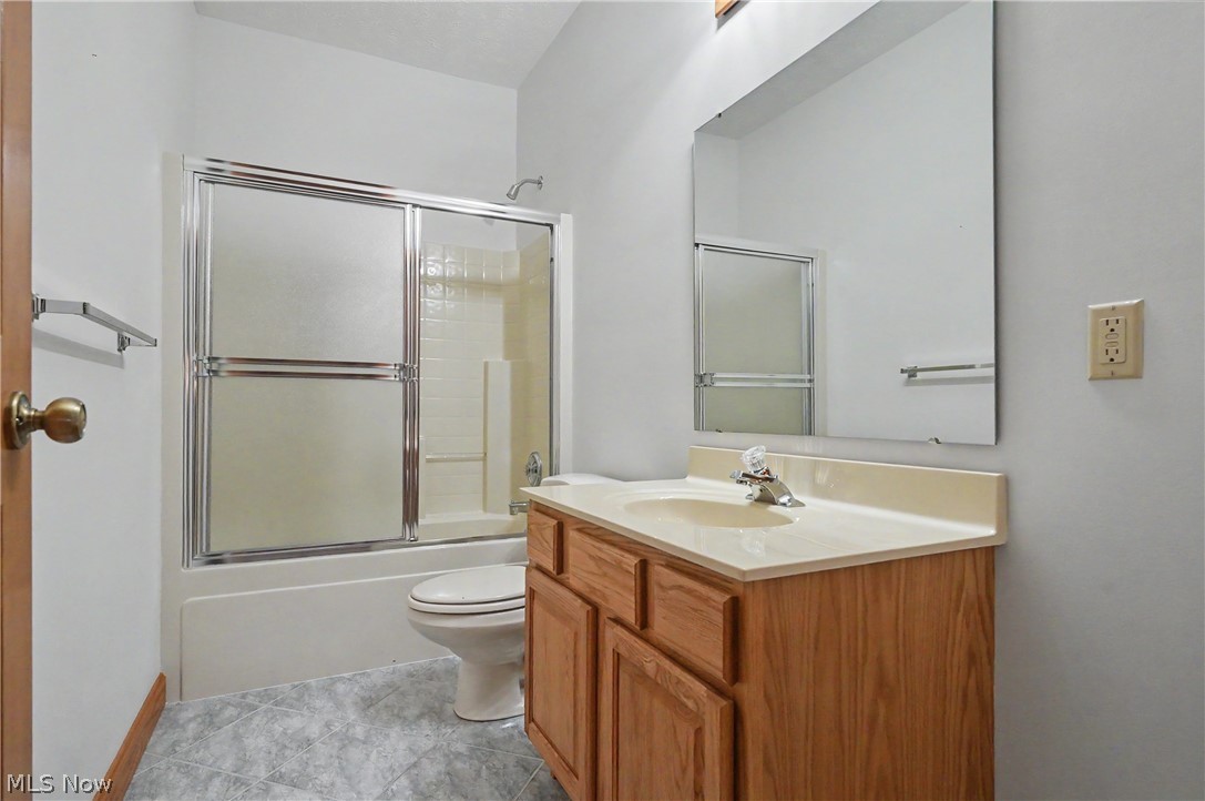 11440 Glenmora Drive Chardon OH 44024