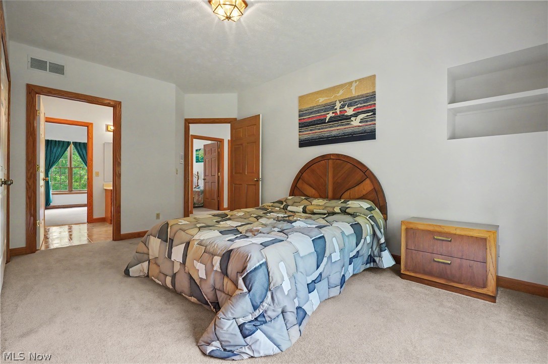 11440 Glenmora Drive Chardon OH 44024