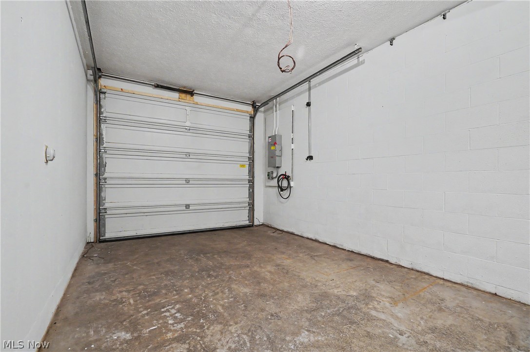 11440 Glenmora Drive Chardon OH 44024