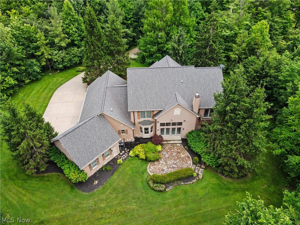 11440 Glenmora Drive Chardon OH 44024