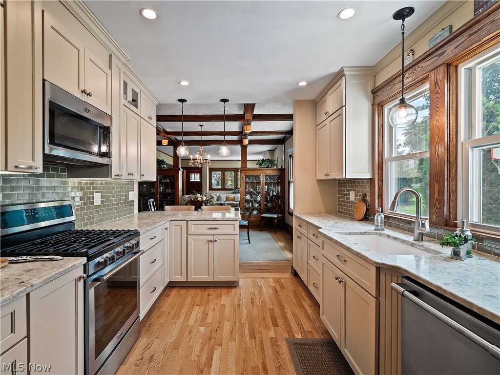 188 Jackson Street Amherst OH 44001