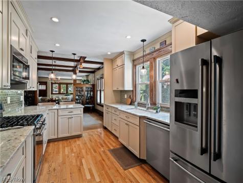 188 Jackson Street Amherst OH 44001