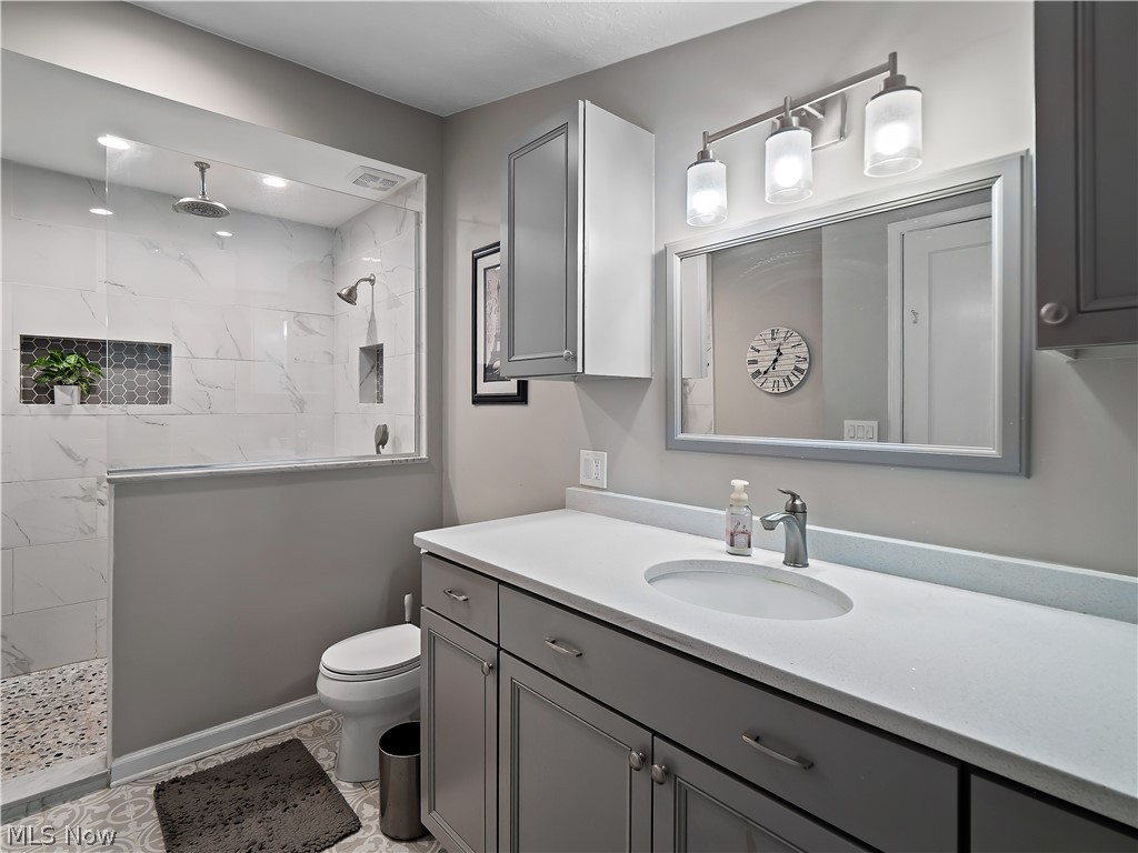 188 Jackson Street Amherst OH 44001
