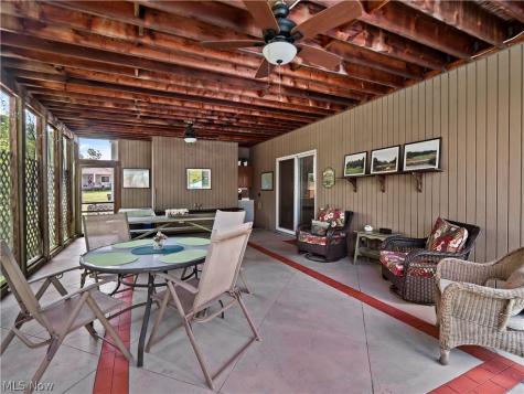188 Jackson Street Amherst OH 44001