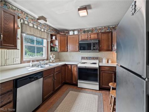 188 Jackson Street Amherst OH 44001