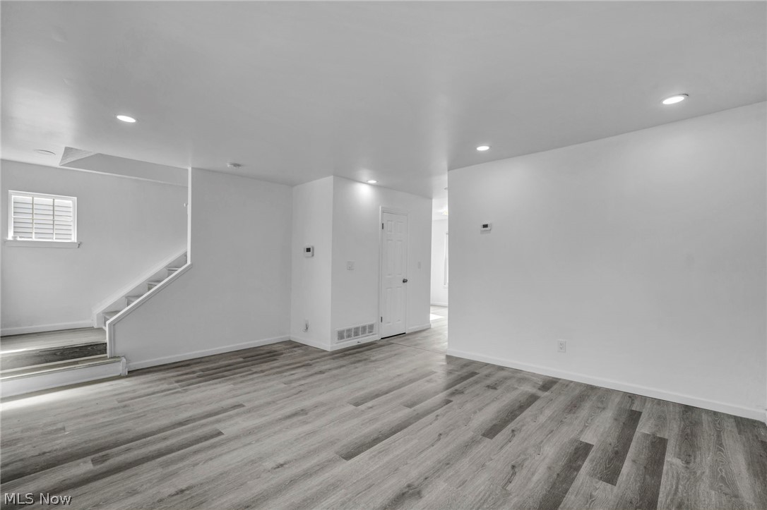 10870 Mount Overlook Avenue Cleveland OH 44104