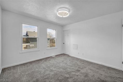 10870 Mount Overlook Avenue Cleveland OH 44104