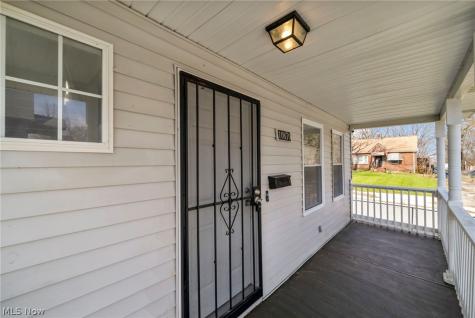10870 Mount Overlook Avenue Cleveland OH 44104