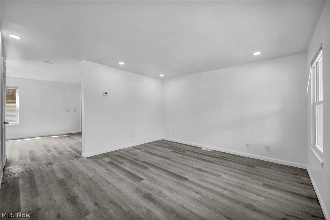10870 Mount Overlook Avenue Cleveland OH 44104