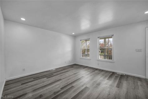 10870 Mount Overlook Avenue Cleveland OH 44104