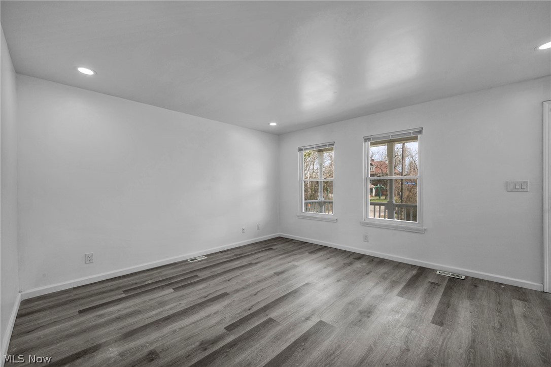 10870 Mount Overlook Avenue Cleveland OH 44104