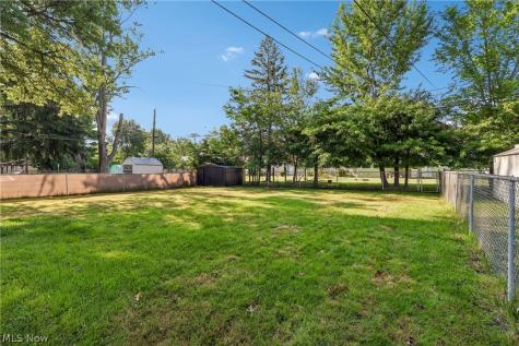 9011 Manorford Drive Cleveland OH 44130