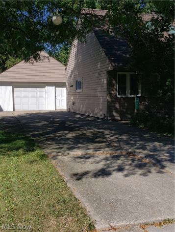 234 Wallace Drive Berea OH 44017