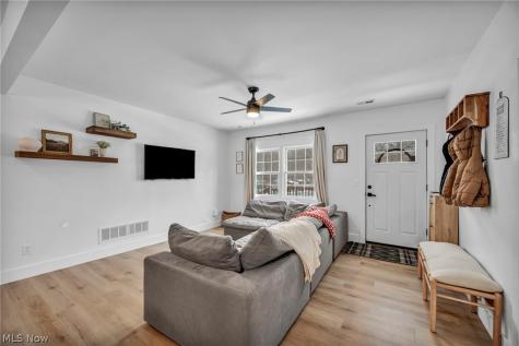99 Meadowridge Road Mogadore OH 44260