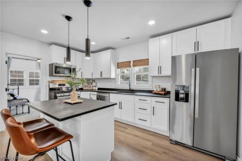 99 Meadowridge Road Mogadore OH 44260