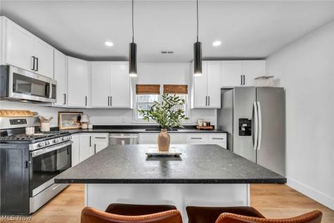 99 Meadowridge Road Mogadore OH 44260