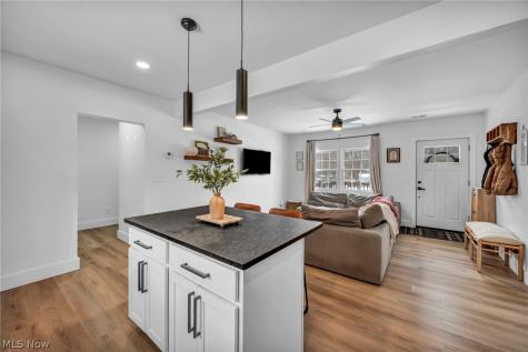 99 Meadowridge Road Mogadore OH 44260