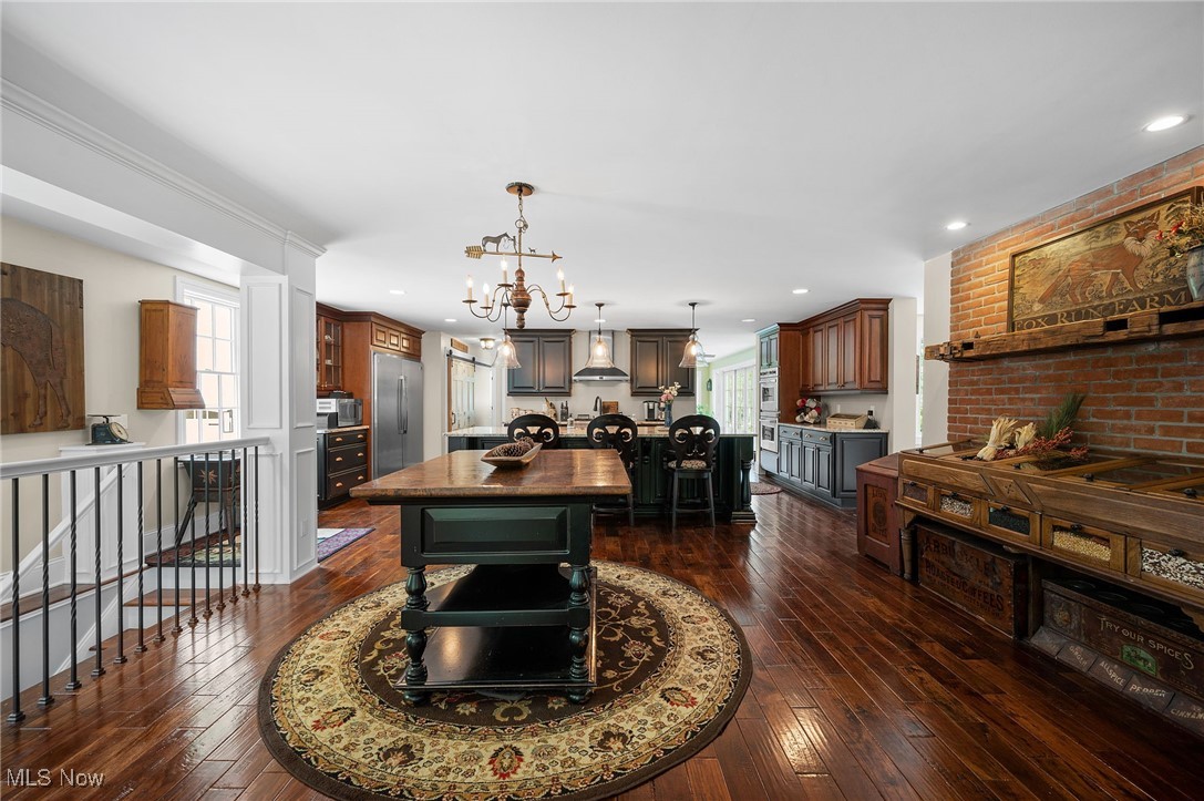 1440 E Hines Hill Road Hudson OH 44236