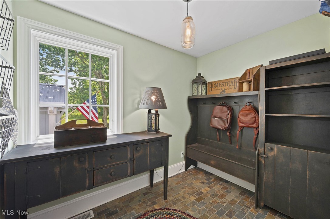 1440 E Hines Hill Road Hudson OH 44236