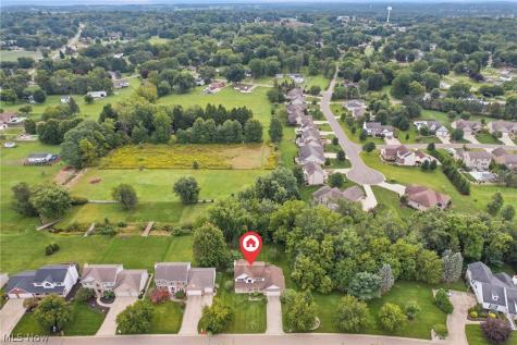 5688 Shallow Creek Avenue Louisville OH 44641