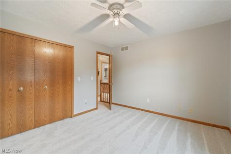 5688 Shallow Creek Avenue Louisville OH 44641
