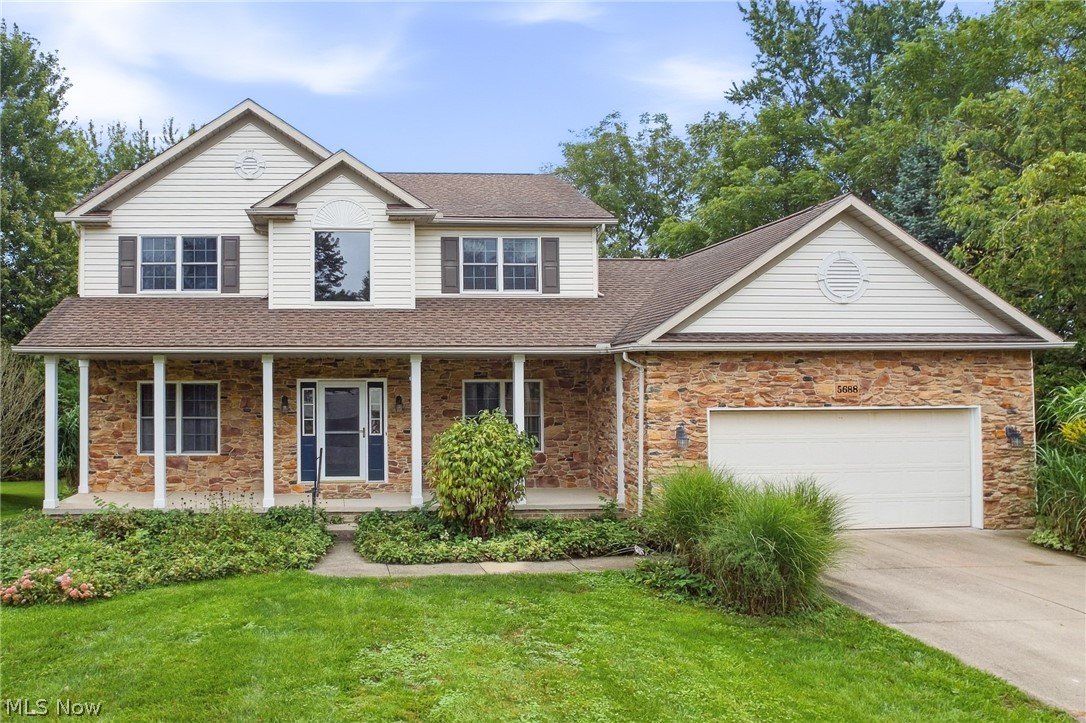 5688 Shallow Creek Avenue Louisville OH 44641