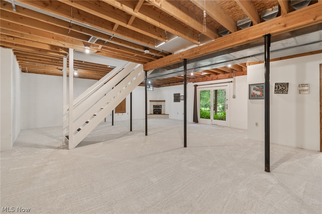 5688 Shallow Creek Avenue Louisville OH 44641