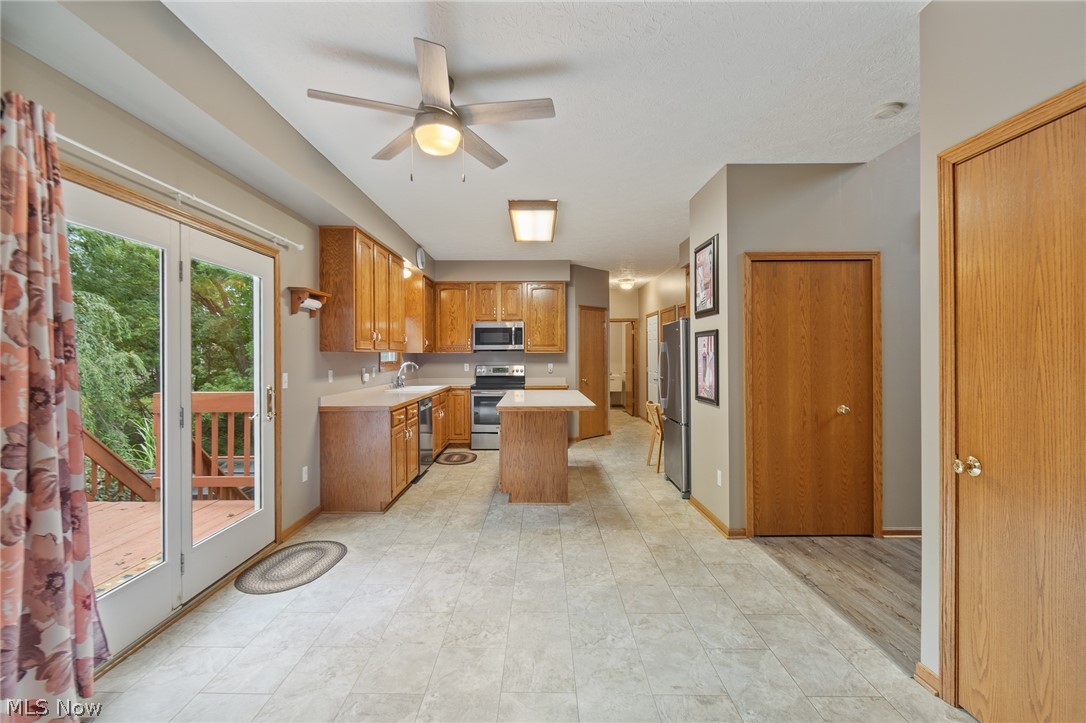 5688 Shallow Creek Avenue Louisville OH 44641