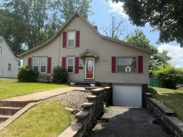4536 Aurora Street NW Canton OH 44708