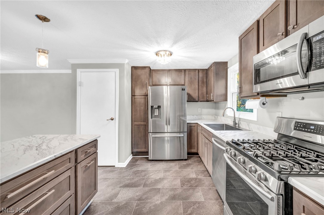 15659 Bittersweet Court Strongsville OH 44136