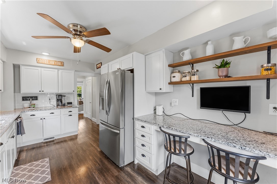1563 Lewis Drive Lakewood OH 44107
