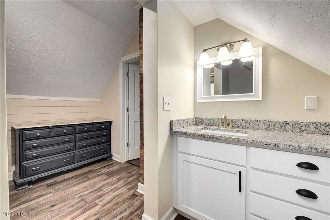 1774 W 28th Street Cleveland OH 44113