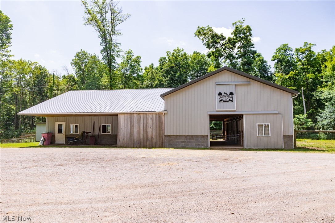 17721 Madison Road Middlefield OH 44062