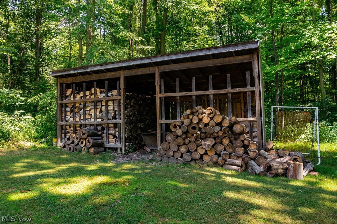 17721 Madison Road Middlefield OH 44062