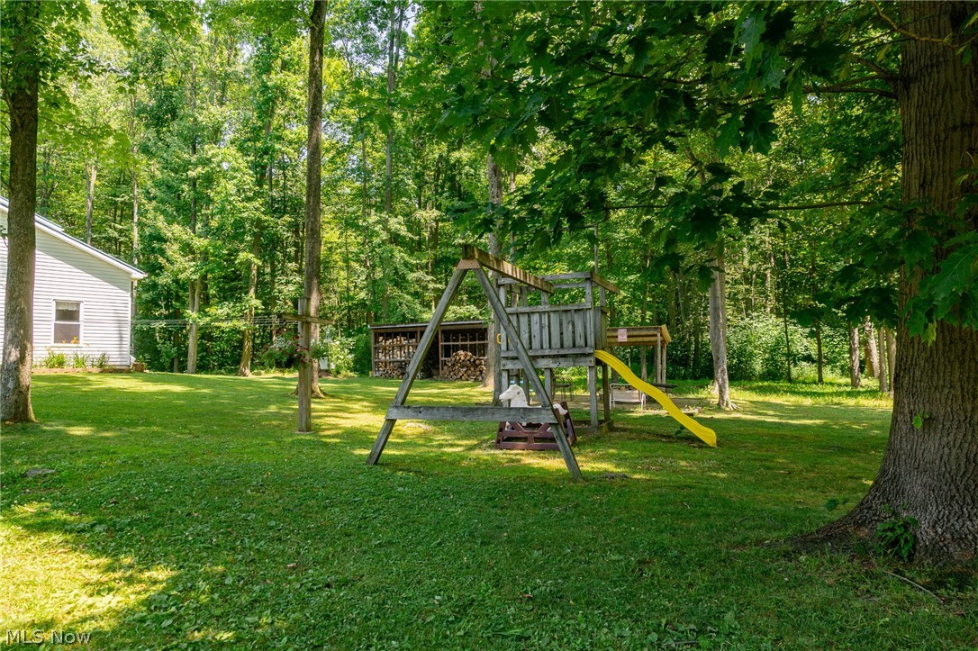 17721 Madison Road Middlefield OH 44062