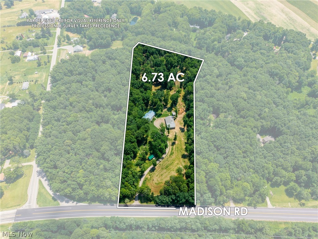 17721 Madison Road Middlefield OH 44062