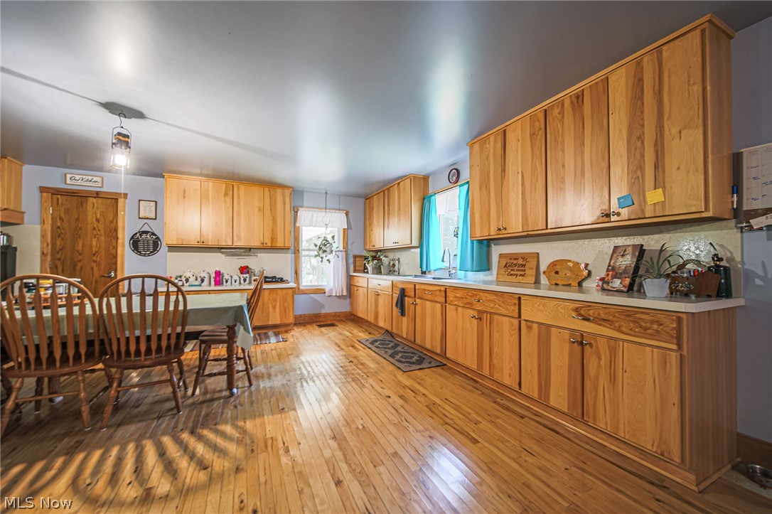 17721 Madison Road Middlefield OH 44062