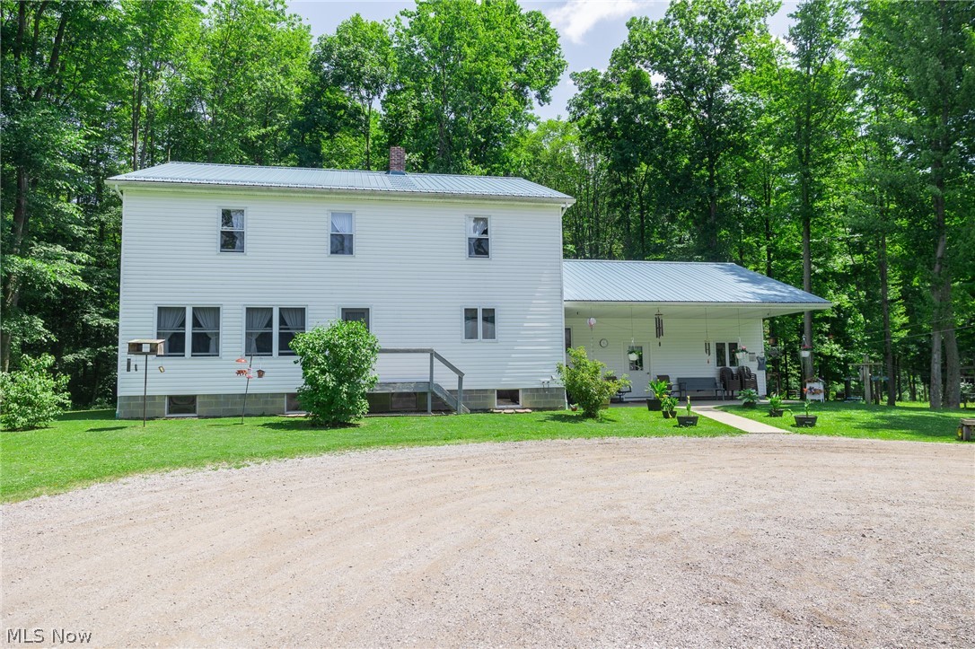 17721 Madison Road Middlefield OH 44062